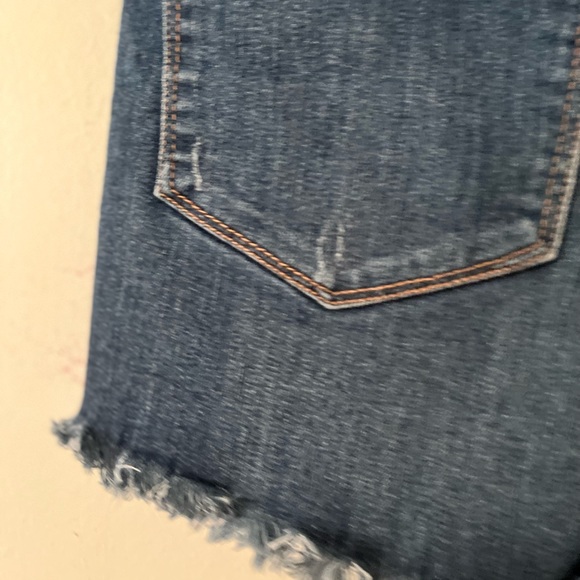 RSQ Vintage High Rise Frayed Hem Distressed Jean shorts size 5 - Picture 8 of 12